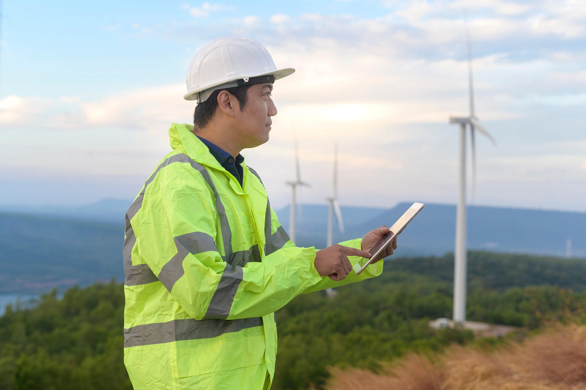 engineer-is-using-tablet-analytics-engineering-dat-2024-12-22-23-18-04-utc